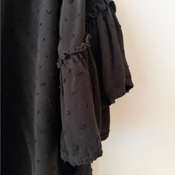 Adorable Blouse - Picture 2 of 10